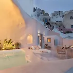 The Exotic Cave Vila