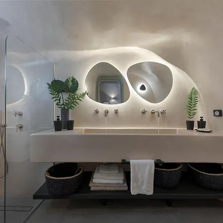 The Exotic Cave Villa *